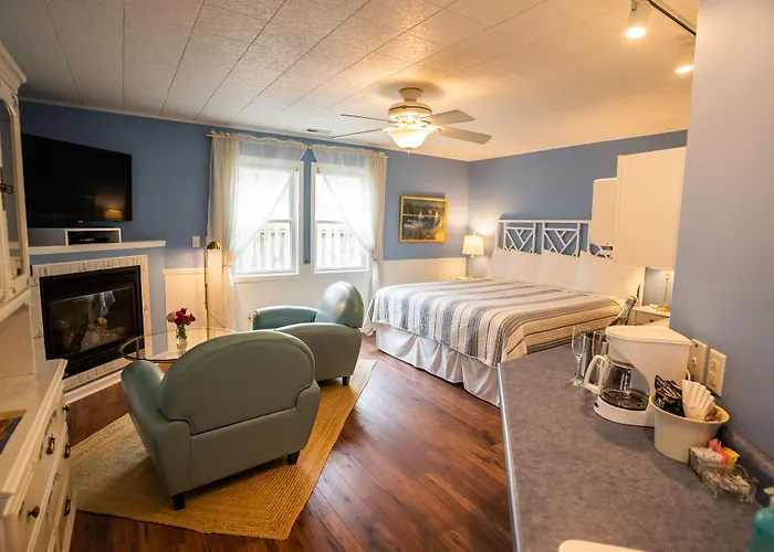 Top 17 Bed and Breakfasts in South Haven, Michigan(MI), United States